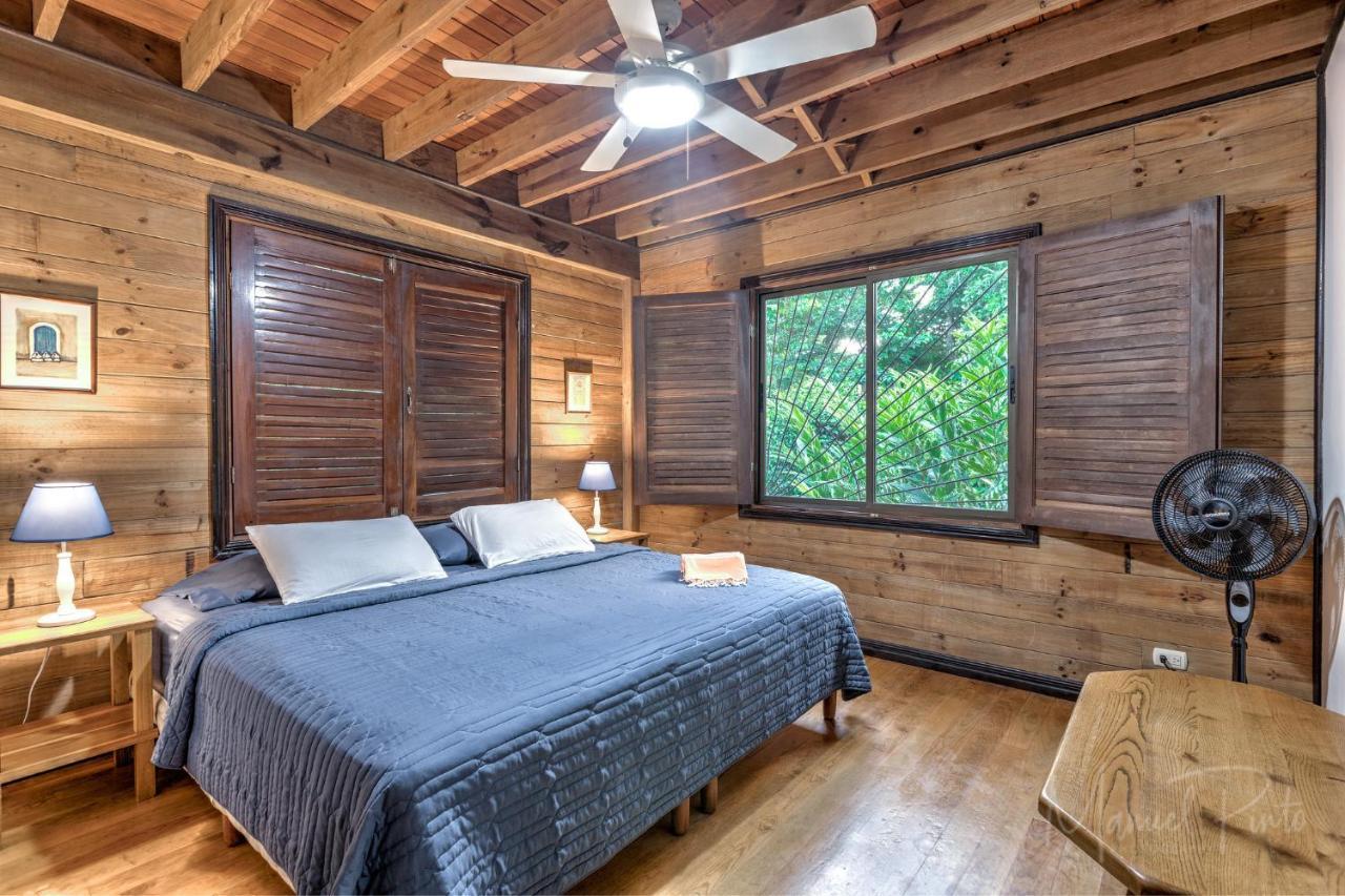 Вилла Casa Ylang In Black Sand Beach Puerto Viejo de Talamanca Экстерьер фото